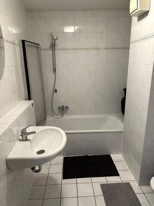 2-Zimmer-Wohnung Mit Balkon & Guter Anbindung In Aschaffenburg Exterior foto